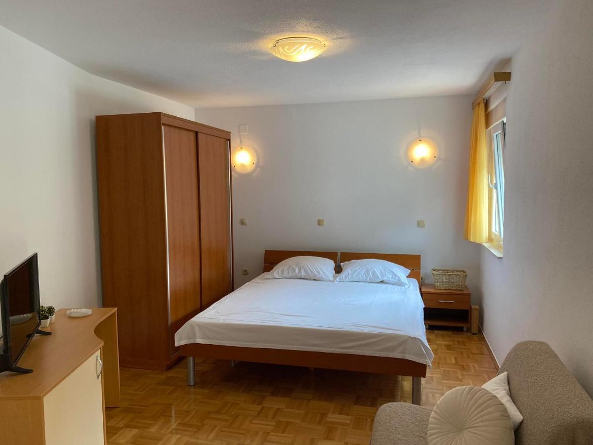 Studio Apartment Begić Makarska Esterno foto